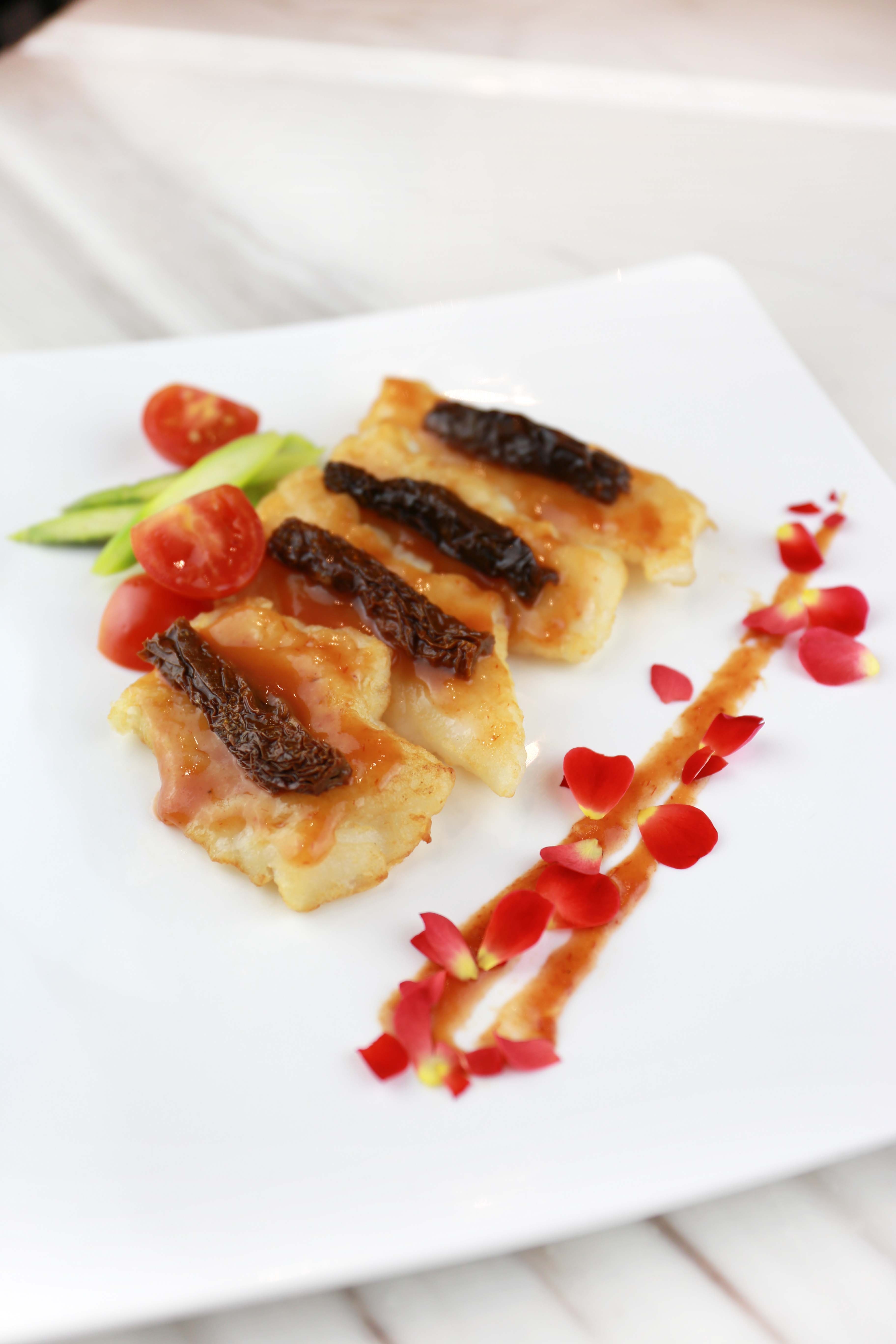 tycoon-tann-stir-fried-black-cod-fish-in-italian-sundried-tomato-sauce